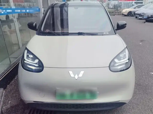 Wuling Bingo — Фото автомобиля 2