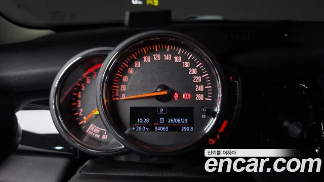 Mini Cooper Cooper 5 дверей Classic — Фото автомобиля 7