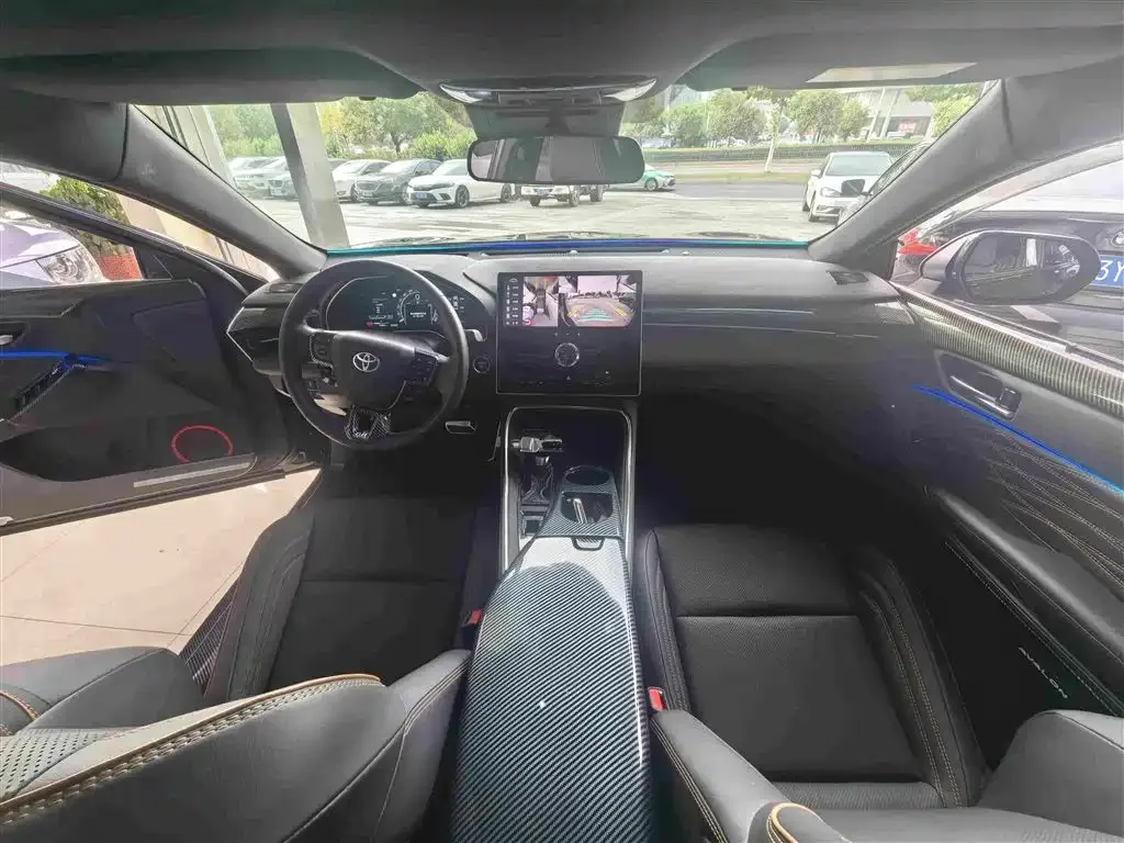 Toyota Avalon 2024 Hybrid 2.0L Luxury Edition — Фото автомобиля 5