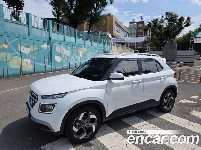 Фотография автомобиля — Hyundai Venue