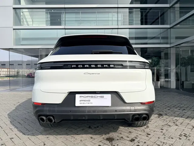 Porsche Cayenne — Фото автомобиля 6