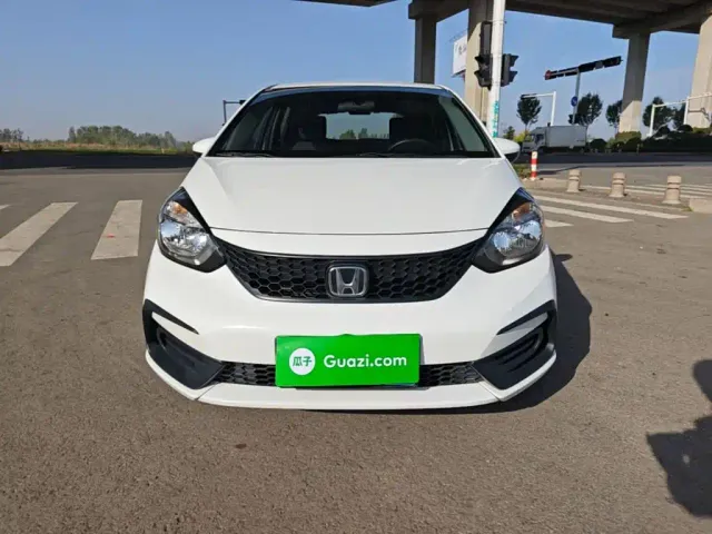 Honda Fit — Фото автомобиля 2
