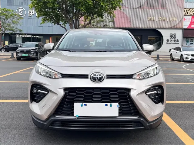 Toyota Wildlander — Фото автомобиля 2