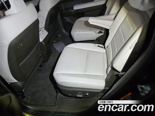 Hyundai Santa Fe MX5 — Фото автомобиля 7
