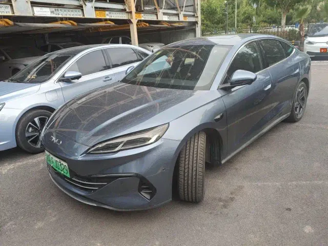 Фотография автомобиля — BYD Seal 06