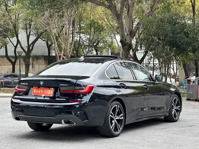 BMW 3 Series — Фото автомобиля 7