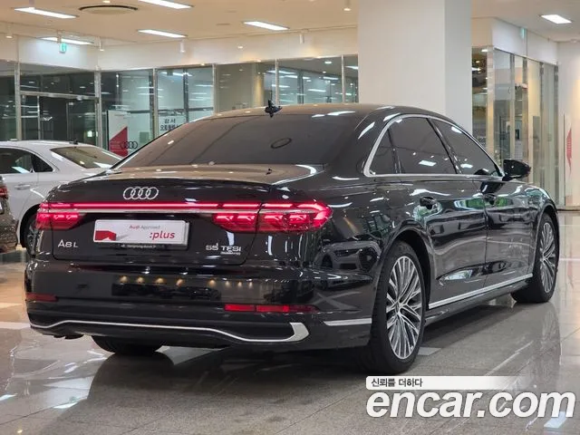 Audi A8 D5 — Фото автомобиля 2
