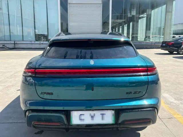 Shangjie Z7T — Фото автомобиля 3
