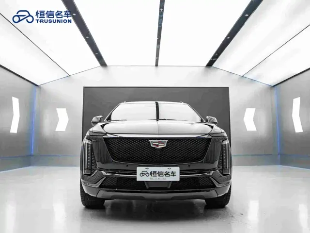 Cadillac XT5 — Фото автомобиля 2