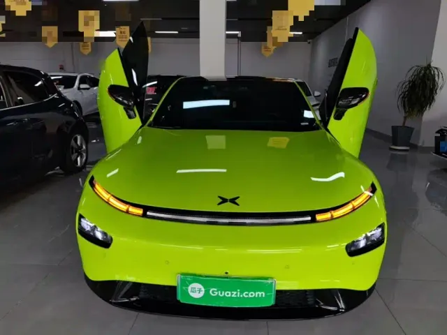 Xpeng P7 — Фото автомобиля 2