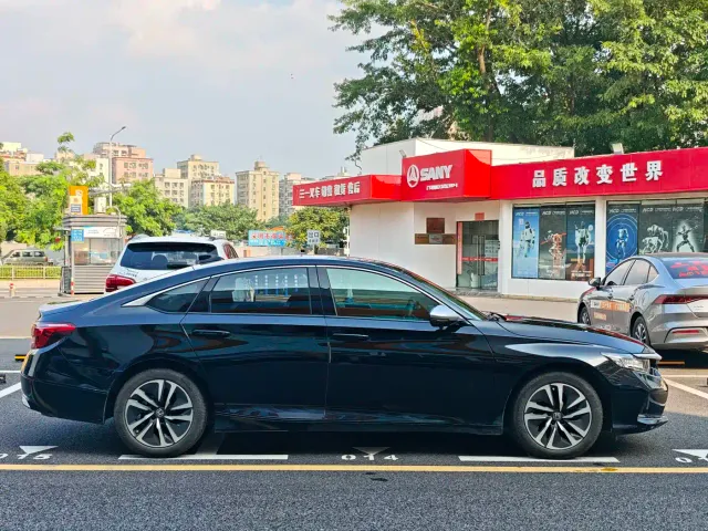Honda Inspire — Фото автомобиля 7
