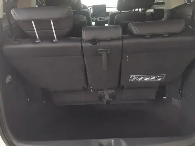 Honda Odyssey — Фото автомобиля 4