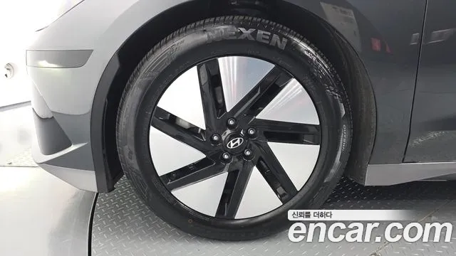 Hyundai Ioniq 6 — Фото автомобиля 5