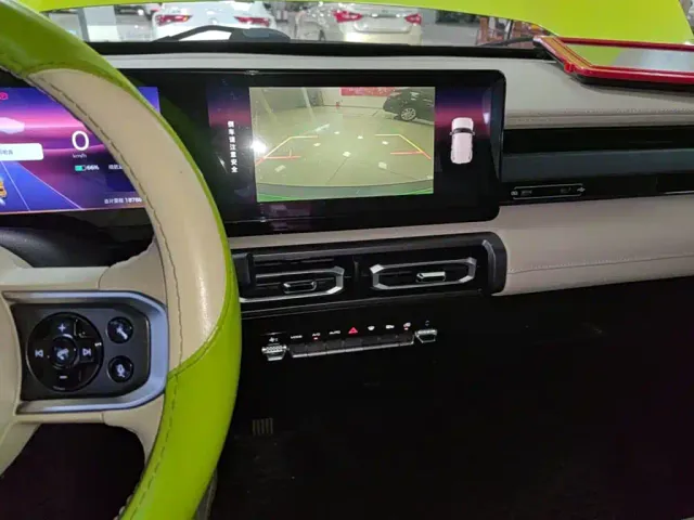 Baojun Yep — Фото автомобиля 12