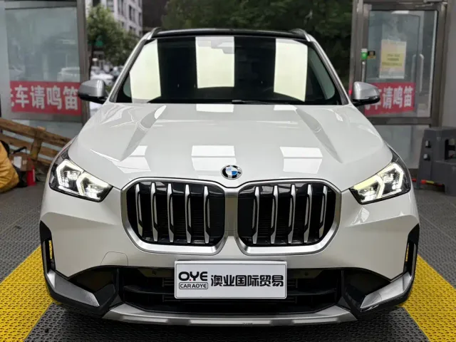 BMW X1 — Фото автомобиля 2