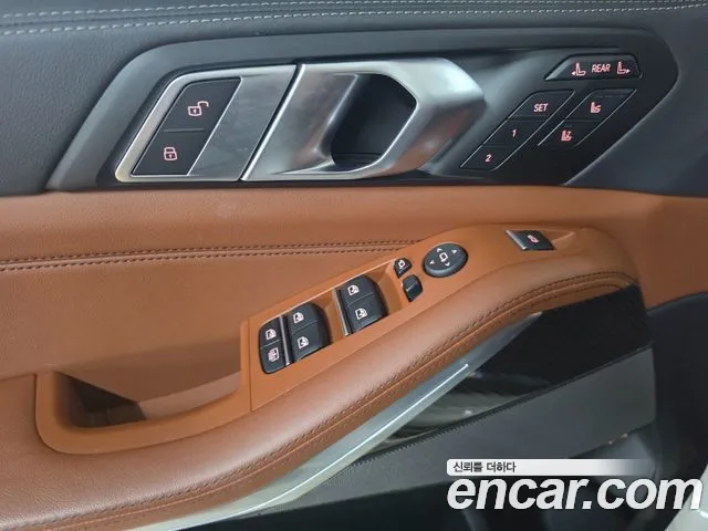 BMW X7 — Фото автомобиля 16