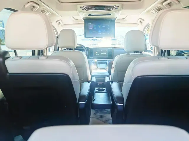 GAC Trumpchi M8 — Фото автомобиля 10