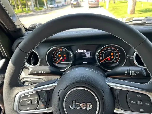 Jeep Gladiator — Фото автомобиля 24