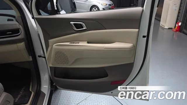 Kia Carnival — Фото автомобиля 14