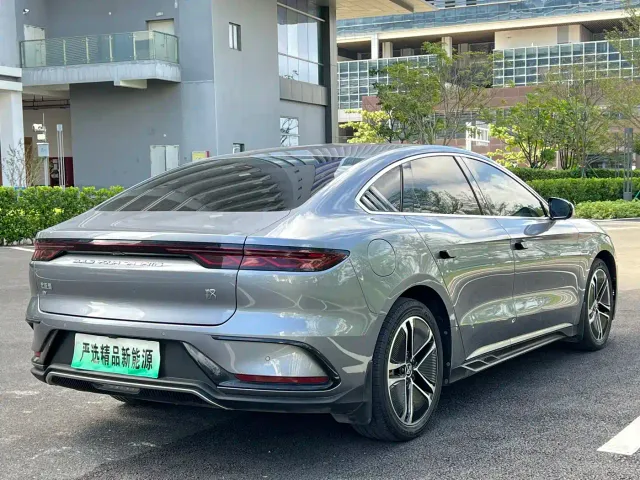 BYD Han — Фото автомобиля 6