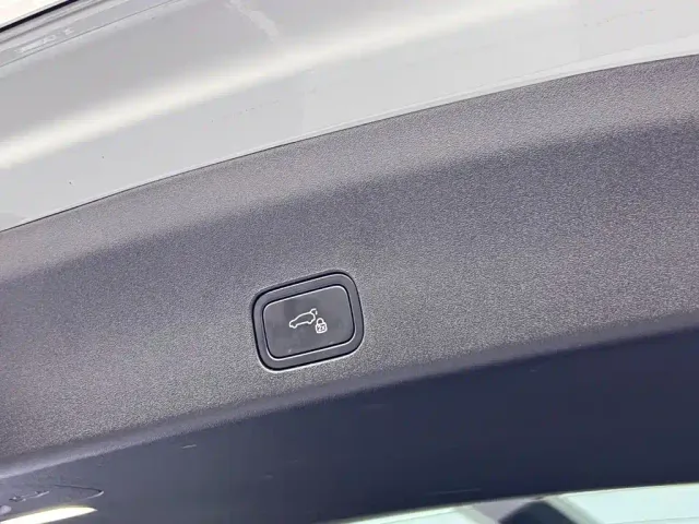 Li Auto i6 — Фото автомобиля 10