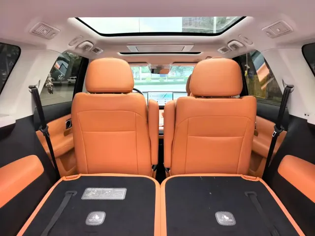 Leapmotor Leapmotor C16 2026 Model Year EREV 280 LiDAR Premium Edition 6-Seater — Фото автомобиля 15