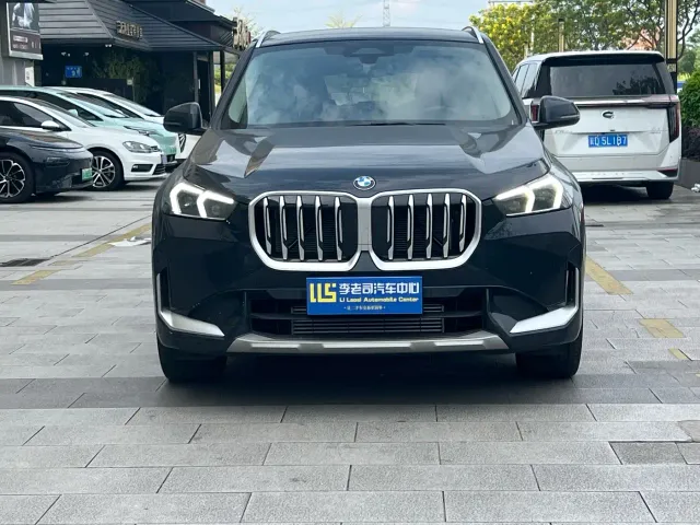 BMW X1 — Фото автомобиля 2