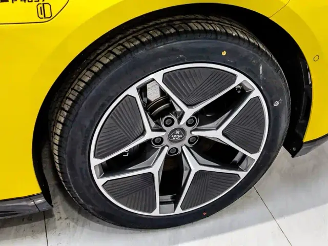 Lotus Emeya — Фото автомобиля 27