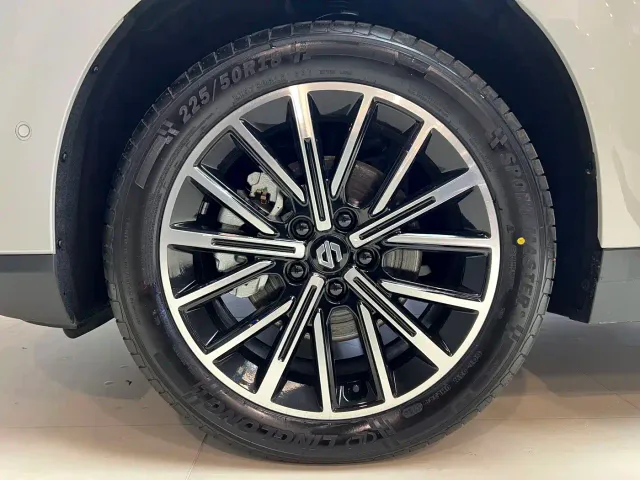 Leapmotor B10 — Фото автомобиля 19