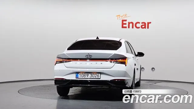 Hyundai AVANTE Avante (CN7) — Фото автомобиля 4