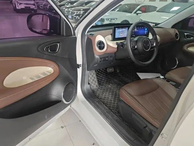 Wuling Bingo — Фото автомобиля 15