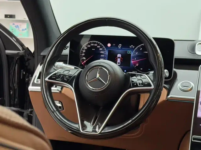 Mercedes-Benz Maybach S-Class — Фото автомобиля 16