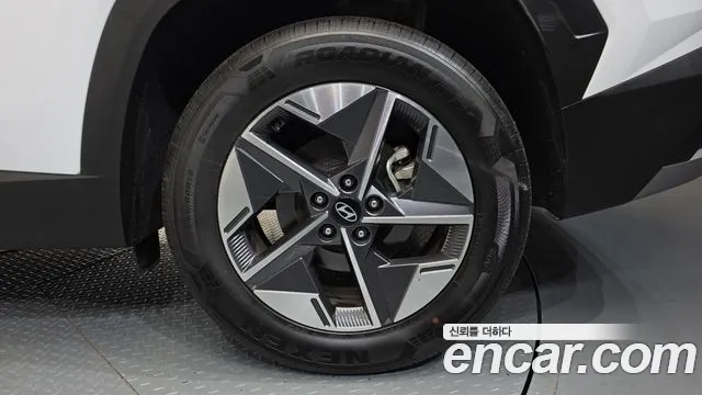 Hyundai Tucson NX4 — Фото автомобиля 6