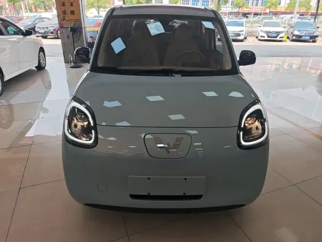 Wuling Hongguang Mini EV — Фото автомобиля 2
