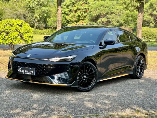 Фотография автомобиля — Changan UNI-V