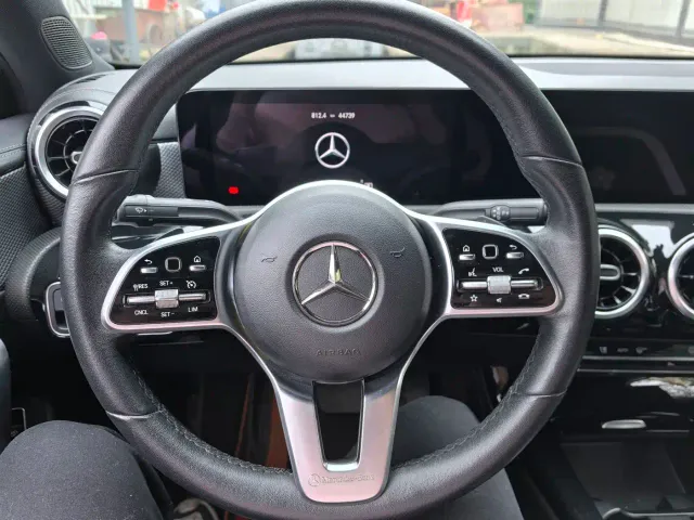 Mercedes-Benz A-Class — Фото автомобиля 10