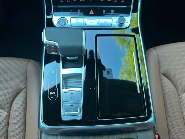 Audi Q7 — Фото автомобиля 19
