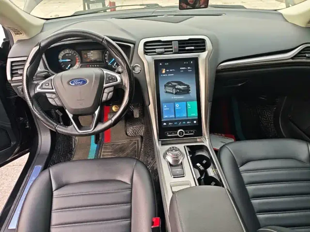 Ford Mondeo — Фото автомобиля 9