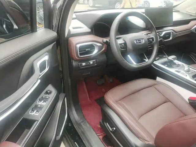 Geely Haoyue — Фото автомобиля 15