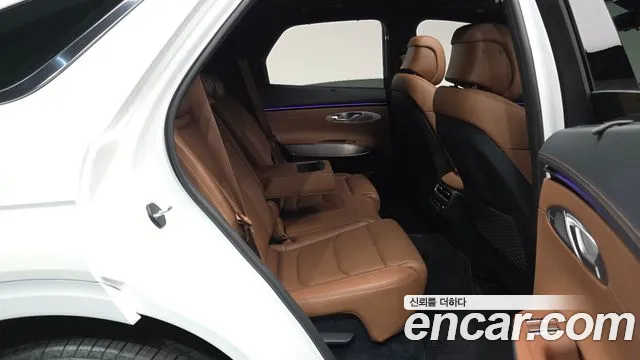 Genesis GV70 — Фото автомобиля 17