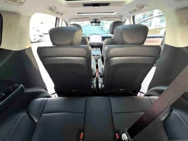 GAC Trumpchi E8 — Фото автомобиля 6