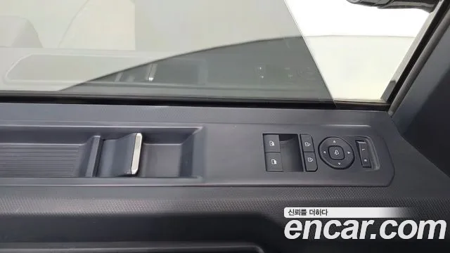 Kia PV5 — Фото автомобиля 16