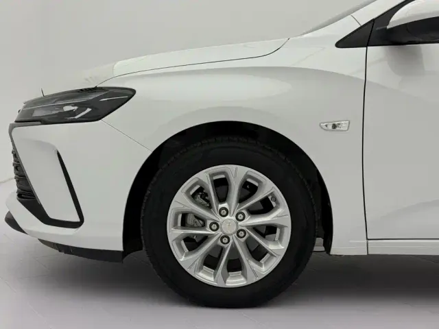 Chevrolet Monza — Фото автомобиля 11