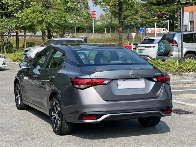 Nissan Sylphy — Фото автомобиля 4