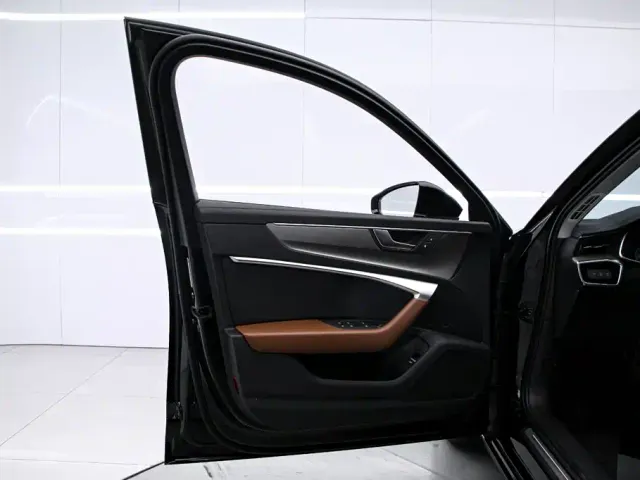 Audi A6L — Фото автомобиля 12