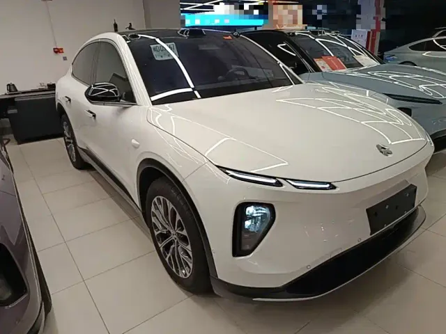 Nio ES6 — Фото автомобиля 3