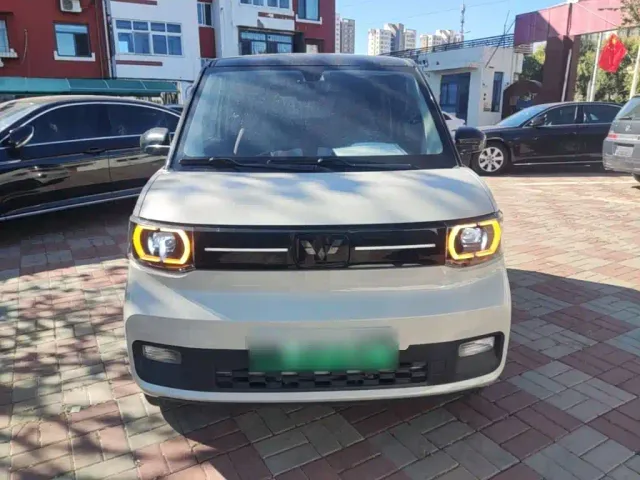Wuling Hongguang Mini EV — Фото автомобиля 2