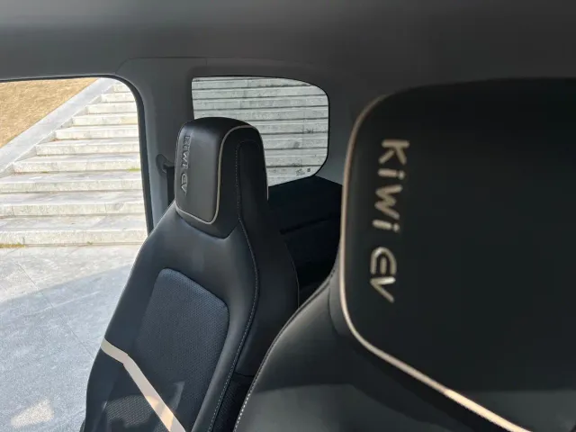 Baojun KiWi EV — Фото автомобиля 10