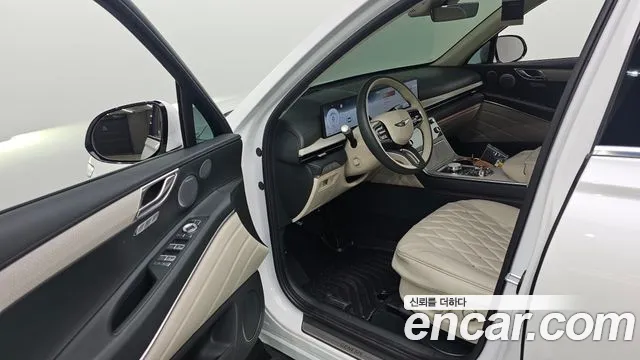 Genesis GV80 — Фото автомобиля 10