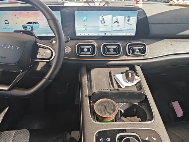 Chery Tiggo 9 — Фото автомобиля 12